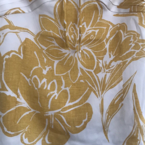 Ann Taylor Halter Silk Blend Top - Picture 3 of 8